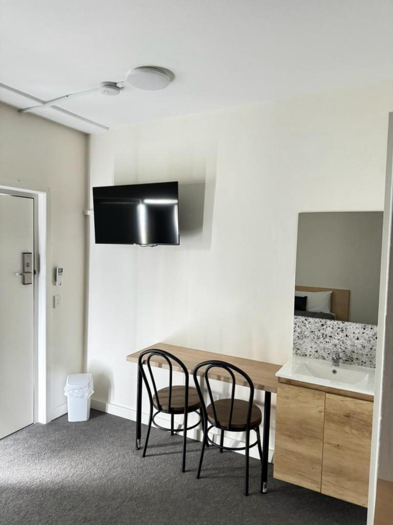 וודונגה Twin City Motor Inn מראה חיצוני תמונה